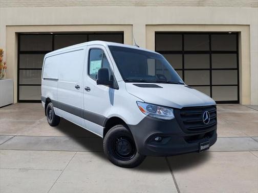 2025 Mercedes-Benz Sprinter 2500 Standard Roof