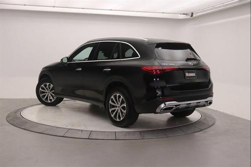 2026 Mercedes-Benz GLC 300 Base