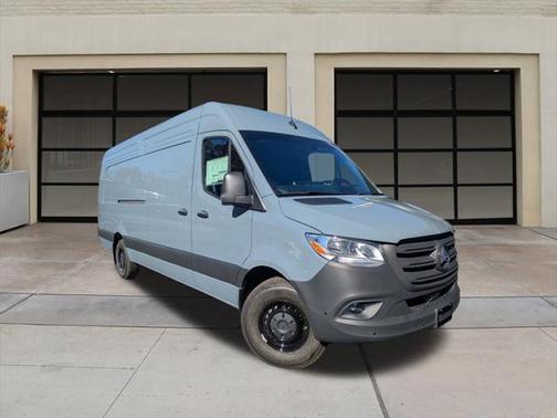 2025 Mercedes-Benz Sprinter 2500 High Roof 4-Cyl Diesel HO