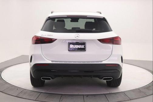 2025 Mercedes-Benz GLA 250 4MATIC