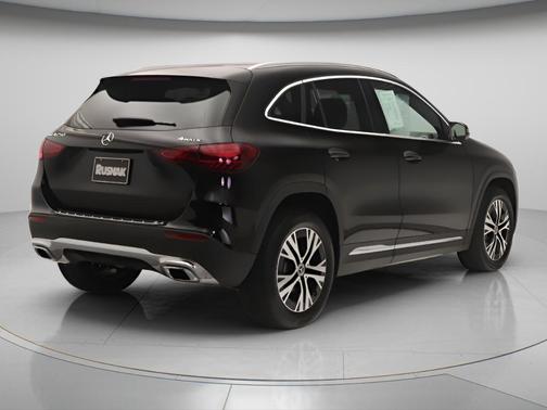 Midnight Black 2026 Mercedes-Benz GLA 250 Base 4MATIC