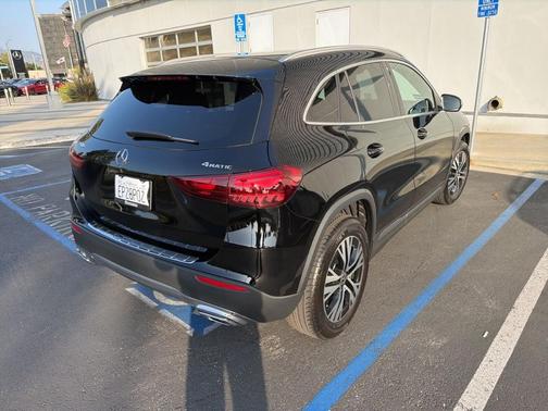 Midnight Black 2026 Mercedes-Benz GLA 250 Base 4MATIC