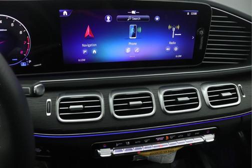 Obsidian Black 2026 Mercedes-Benz GLS 580 Base 4MATIC