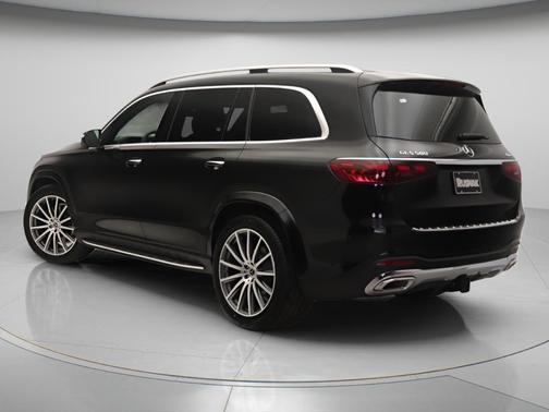 Obsidian Black 2026 Mercedes-Benz GLS 580 Base 4MATIC