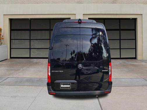 2025 Mercedes-Benz Sprinter 2500 Standard Roof