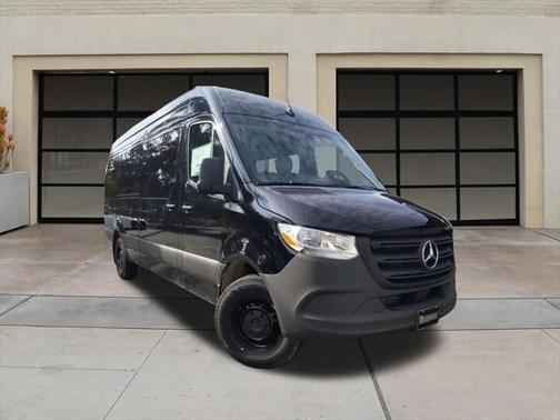 2025 Mercedes-Benz Sprinter 2500 Standard Roof