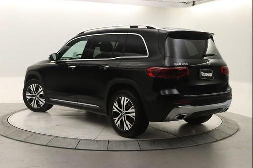 2025 Mercedes-Benz GLB 250 Base
