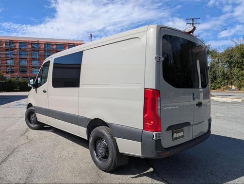 2025 Mercedes-Benz Sprinter 2500 Standard Roof