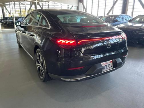 Obsidian Black Metallic 2023 Mercedes-Benz EQE 350+ Base