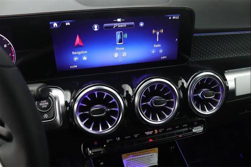 2025 Mercedes-Benz GLB 250 Base