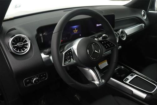 2025 Mercedes-Benz GLB 250 Base