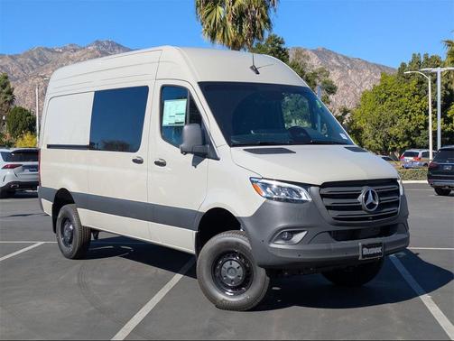 2025 Mercedes-Benz Sprinter 2500 Standard Roof 4-Cyl Diesel HO