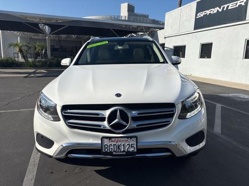 Polar White 2019 Mercedes-Benz GLC 300 Base