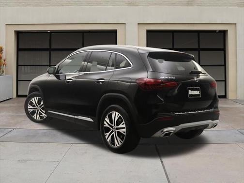 2025 Mercedes-Benz GLA 250 Base