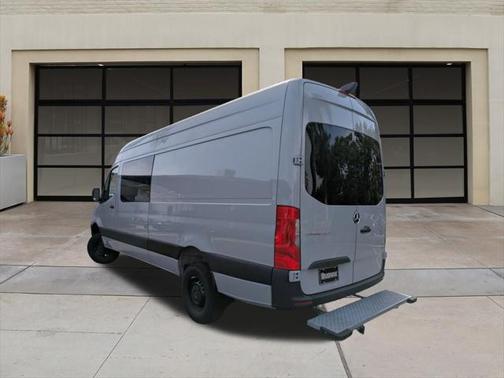 2024 Mercedes-Benz Sprinter 2500 High Roof 4-Cyl Diesel HO