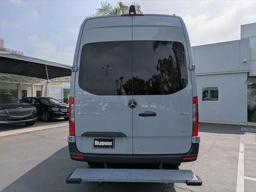 2024 Mercedes-Benz Sprinter 2500 High Roof 4-Cyl Diesel HO