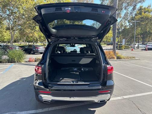 Midnight Black 2026 Mercedes-Benz GLB 250 Base