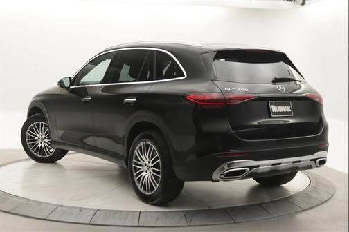 2026 Mercedes-Benz GLC 300 Base