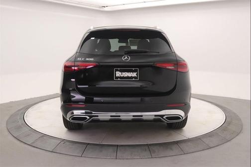 2026 Mercedes-Benz GLC 300 Base