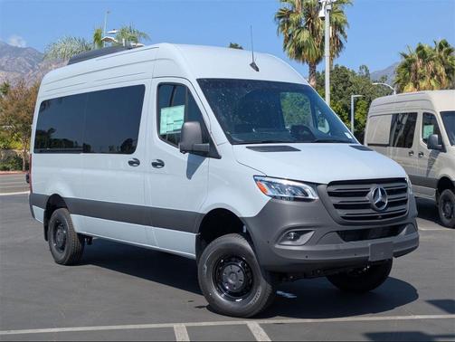 2025 Mercedes-Benz Sprinter 2500 Standard Roof 4-Cyl Diesel HO