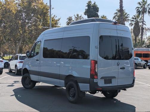 2025 Mercedes-Benz Sprinter 2500 Standard Roof 4-Cyl Diesel HO