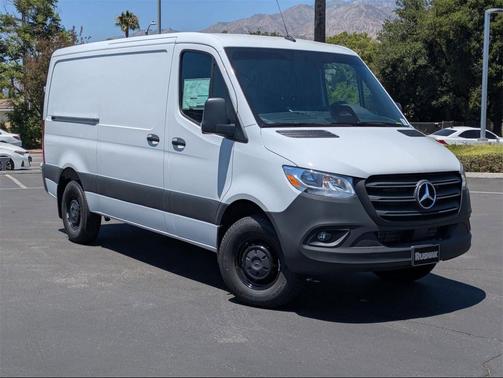 2025 Mercedes-Benz Sprinter 2500 Standard Roof