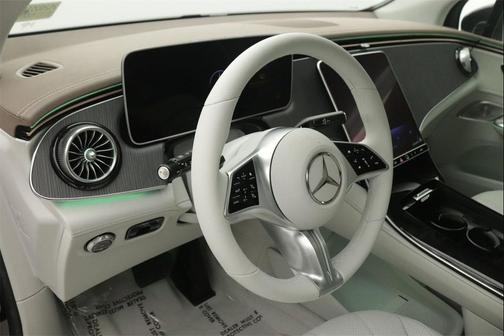 2026 Mercedes-Benz EQE 320+ 