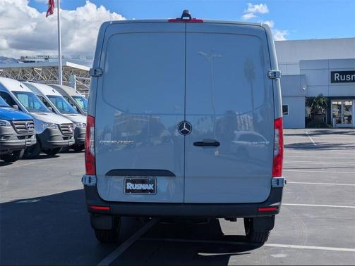 2026 Mercedes-Benz Sprinter 2500 Standard Roof