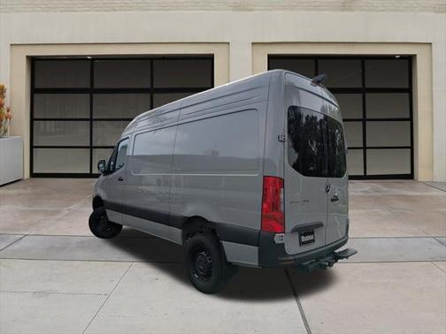 2024 Mercedes-Benz Sprinter 2500 Standard Roof 4-Cyl Diesel HO