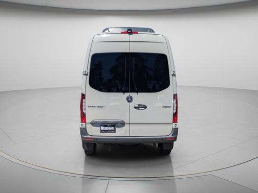 2025 Mercedes-Benz Sprinter 2500 144 WB Standard Roof Passenger