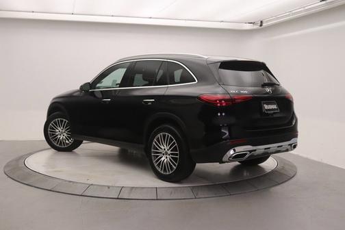 2026 Mercedes-Benz GLC 300 Base