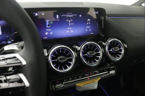 2026 Mercedes-Benz AMG GLA 35 4MATIC