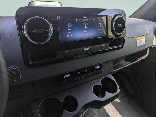 2026 Mercedes-Benz Sprinter 2500 Standard Roof