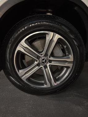 2022 Mercedes-Benz GLC 300 Base