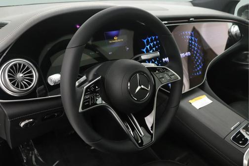Black 2026 Mercedes-Benz EQS 400 Base 4MATIC