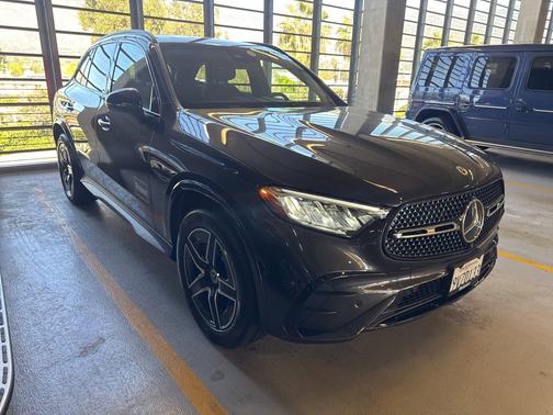 2026 Mercedes-Benz GLC 300 