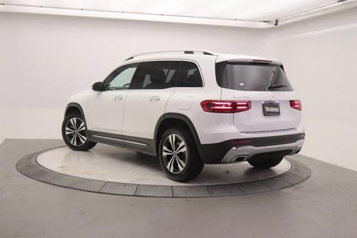 2026 Mercedes-Benz GLB 250 