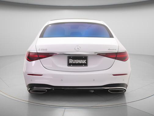 2885 / MANUFAKTUR 2026 Mercedes-Benz S-Class Base