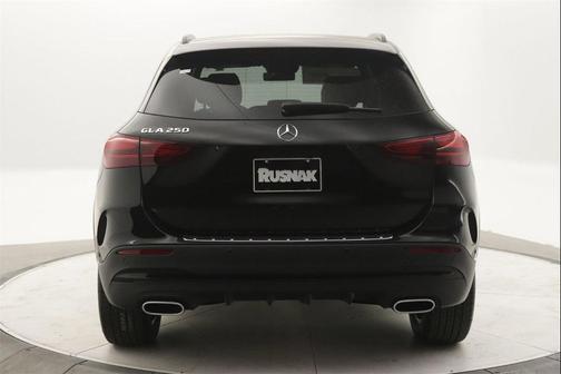 2026 Mercedes-Benz GLA 250 4MATIC