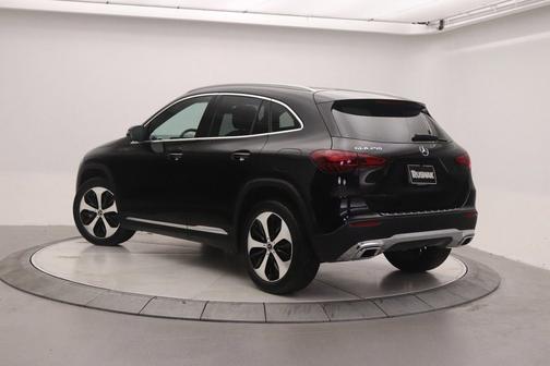 2026 Mercedes-Benz GLA 250 