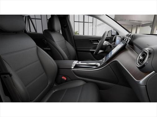 2025 Mercedes-Benz GLC 350e Base