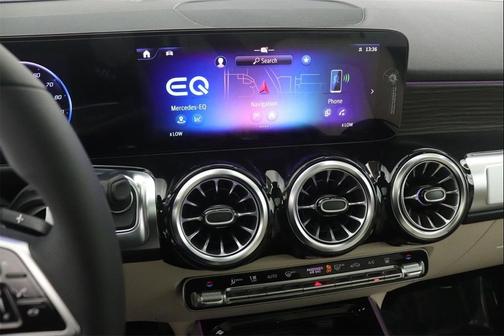 2025 Mercedes-Benz EQB 300 4MATIC