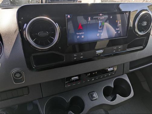 2025 Mercedes-Benz Sprinter 2500 Standard Roof 4-Cyl Diesel HO