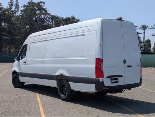 2025 Mercedes-Benz Sprinter 3500 High Roof 4-Cyl Diesel HO