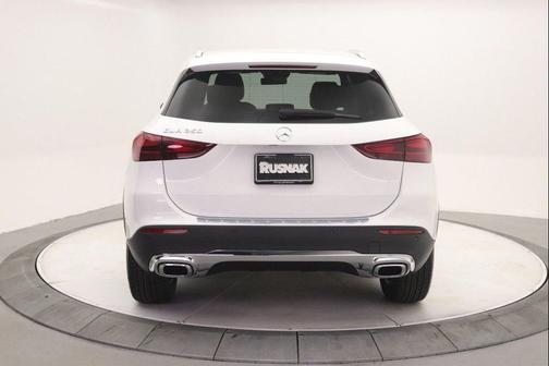 2025 Mercedes-Benz GLA 250 4MATIC