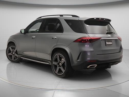 2992 / SELENITE G 2026 Mercedes-Benz GLE 580 AWD 4MATIC