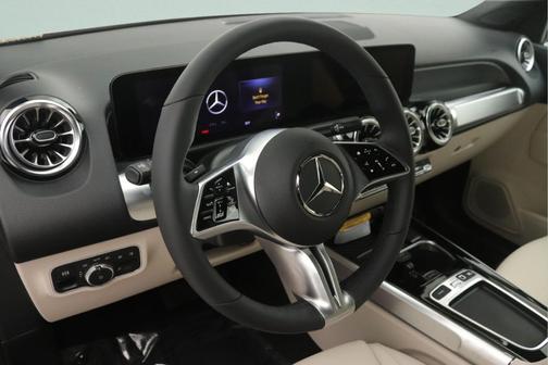 2993 / PATAGONIA 2026 Mercedes-Benz GLB 250 Base