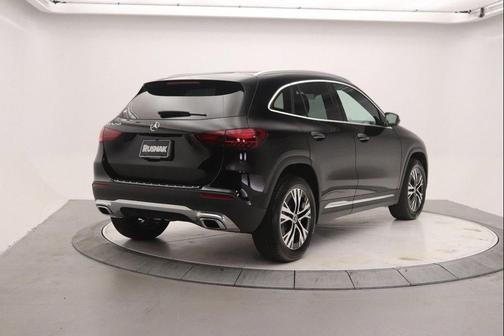 2026 Mercedes-Benz GLA 250 4MATIC