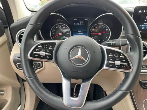 Polar White 2022 Mercedes-Benz GLC 300 Base
