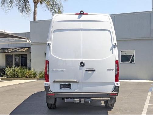 2025 Mercedes-Benz Sprinter 2500 Standard Roof